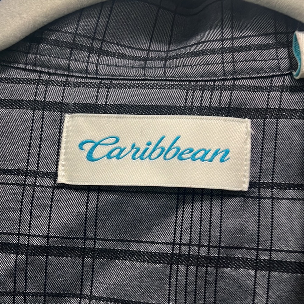 Shirt - Picture 2 of 4